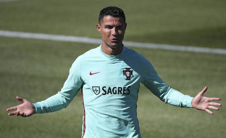 Cristiano Ronaldo eyes up Manchester United return this summer
