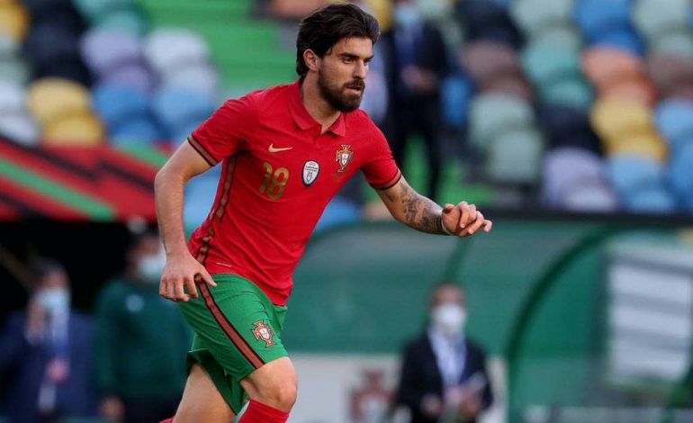 Ruben Neves: Manchester United target’s sensational numbers are encouraging