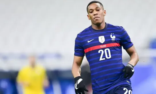 Manchester United ace Anthony Martial rebuffed deadline day move to play with Cristiano Ronaldo